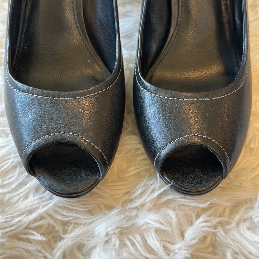 Ecco Black Leather Peep Toe Keene Heels 39 View 5